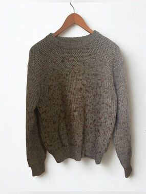 Loft & Brownstone Men's Vintage Crewneck Knit Wool Sweater Size Large
